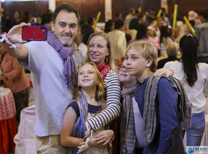 du khach nuoc ngoai mua lam vong chao don nam 2020