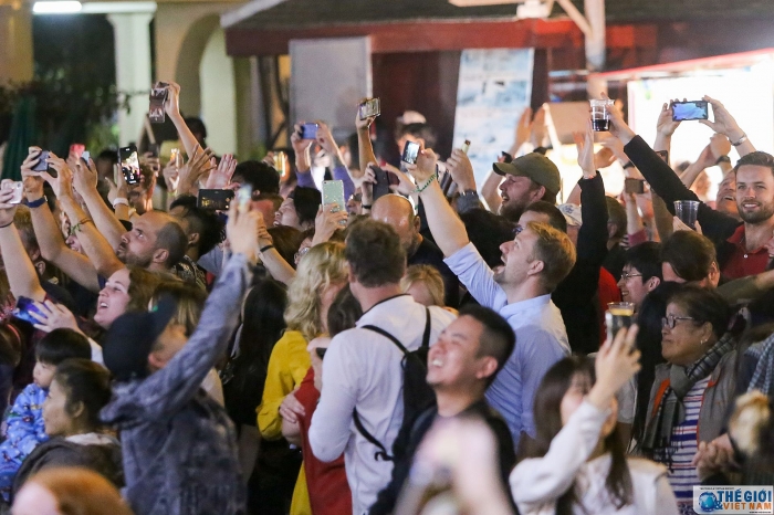 du khach nuoc ngoai mua lam vong chao don nam 2020