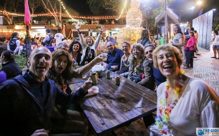 du khach nuoc ngoai mua lam vong chao don nam 2020