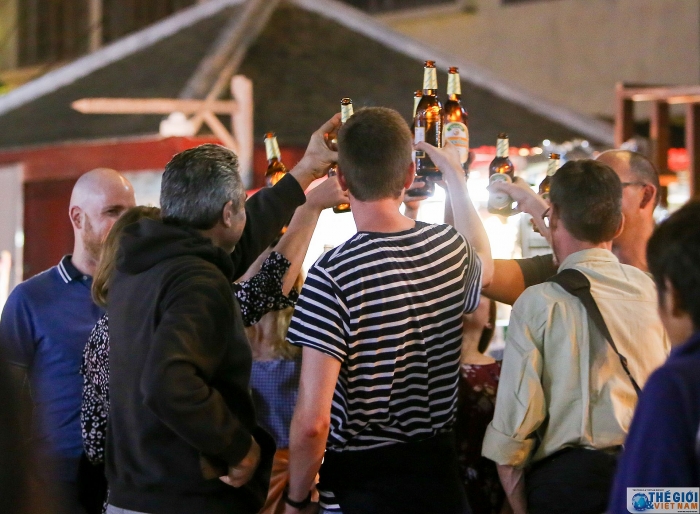 du khach nuoc ngoai mua lam vong chao don nam 2020