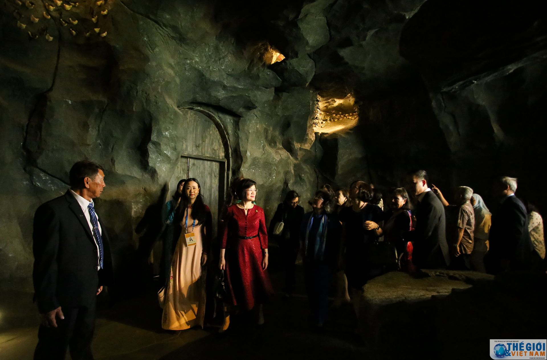 ben le amm retreat phu nhan phu quan ngoai truong asean hao hung kham pha nha trang