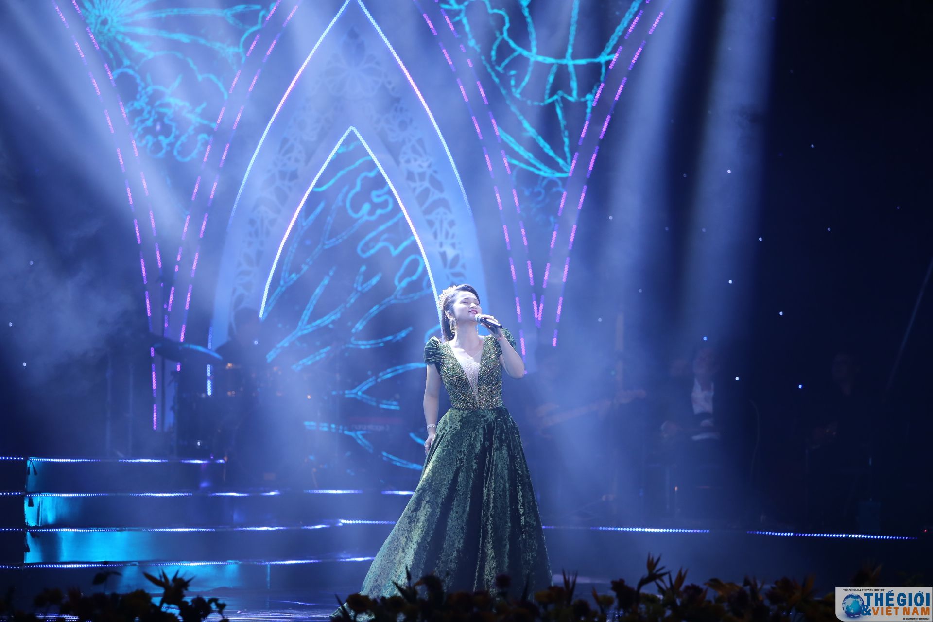 truc tiep pho chu tich nuoc chuc tet kieu bao va giao luu nghe thuat xuan que huong