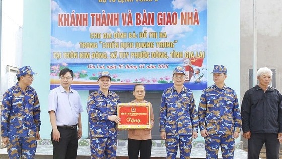 Thi công vượt tiến độ, Vùng 3 Hải quân sớm bàn giao nhà cho người dân vùng lũ Gia Lai