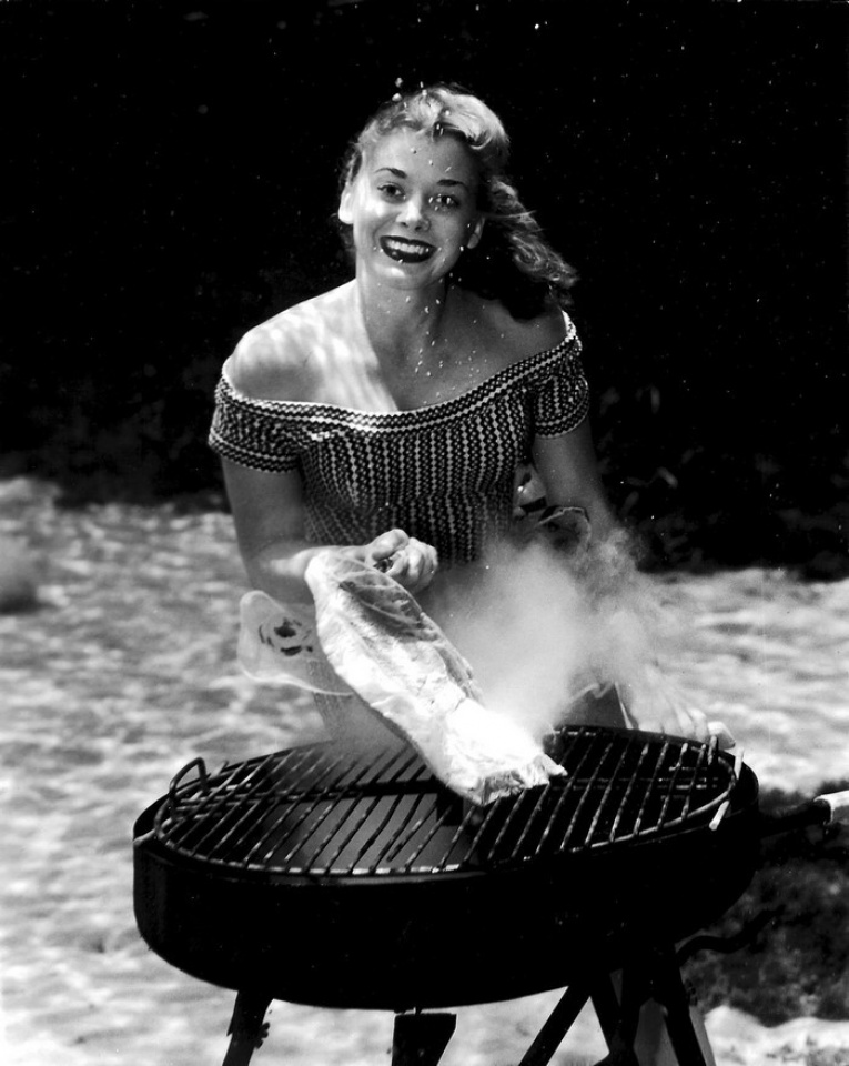 ngo ngang truoc nhung buc anh duoi day dai duong 80 nam truoc