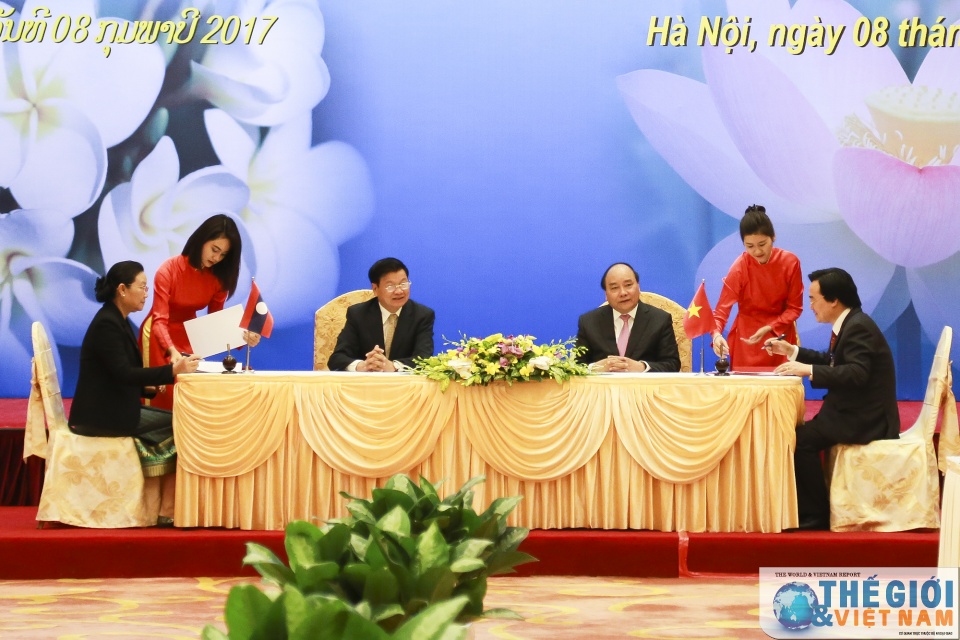 thu tuong viet lao chu tri hop uy ban lien chinh phu