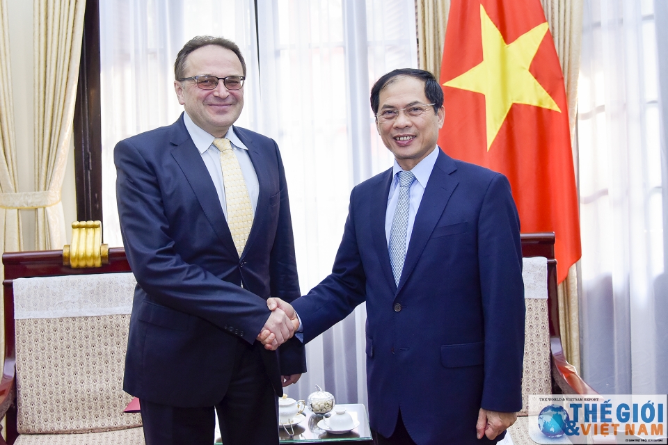 Việt Nam cảm ơn Belarus đã viện trợ nhân đạo cho các tỉnh miền Trung viet nam cam on belarus da vien tro nhan dao cho cac tinh mien trung