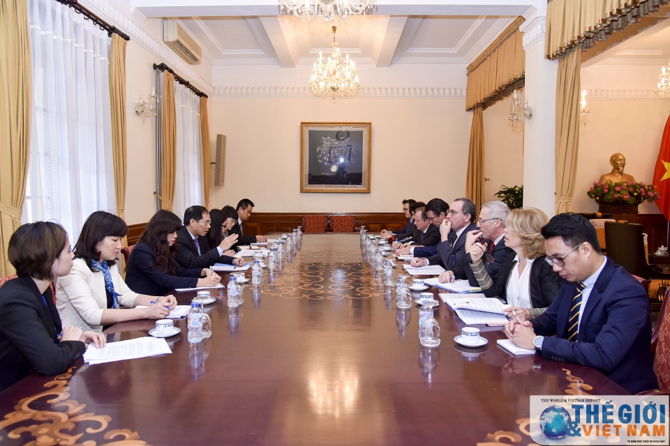 eu tie p tu c la do i ta c thuong ma i va nha da u tu ha ng da u cu a vie t nam