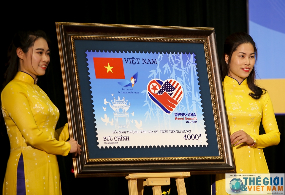 phat hanh bo tem chao mung hoi nghi thuong dinh my trieu