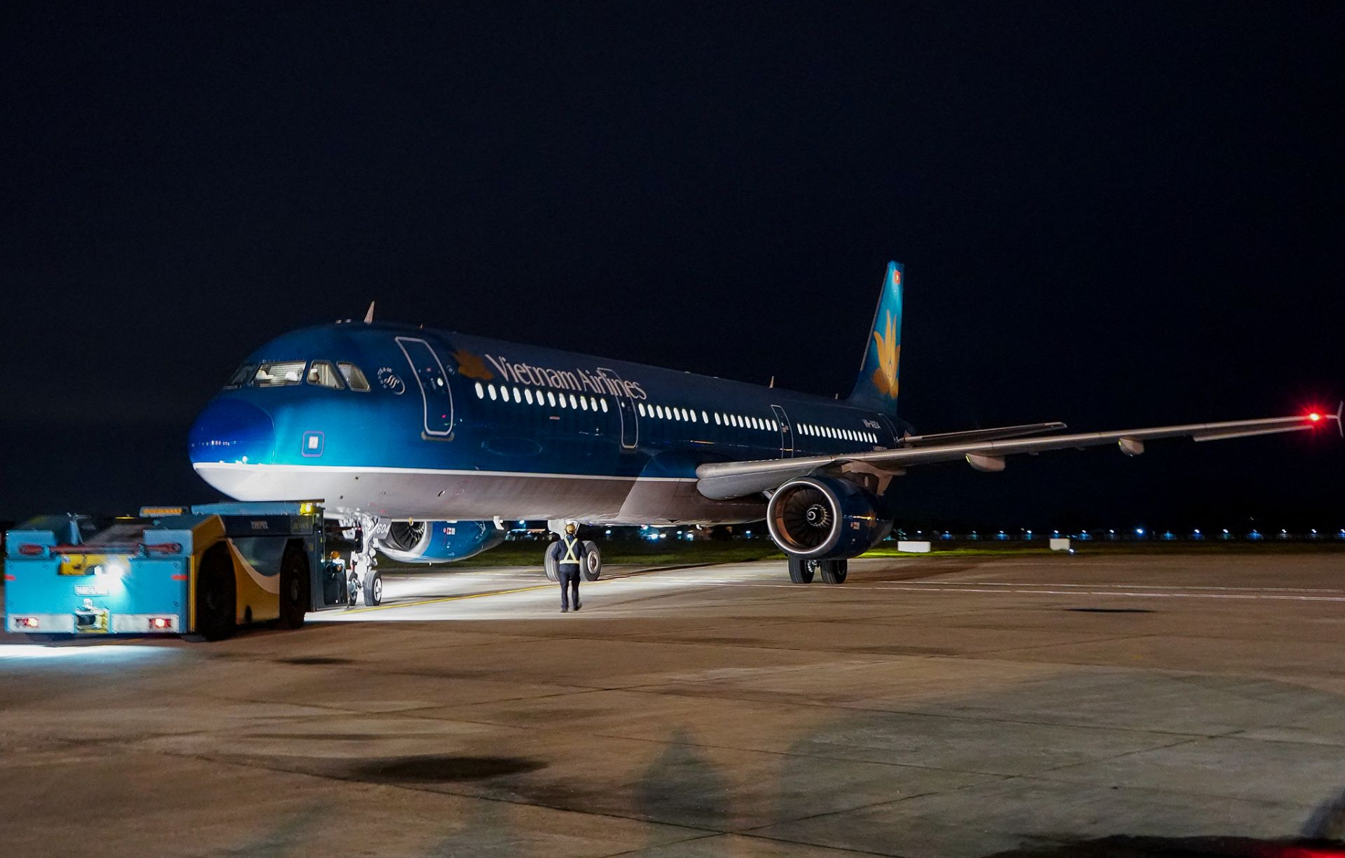 chuyen bay cho 30 cong dan viet roi tam dich virus corona ve que huong co gi dac biet