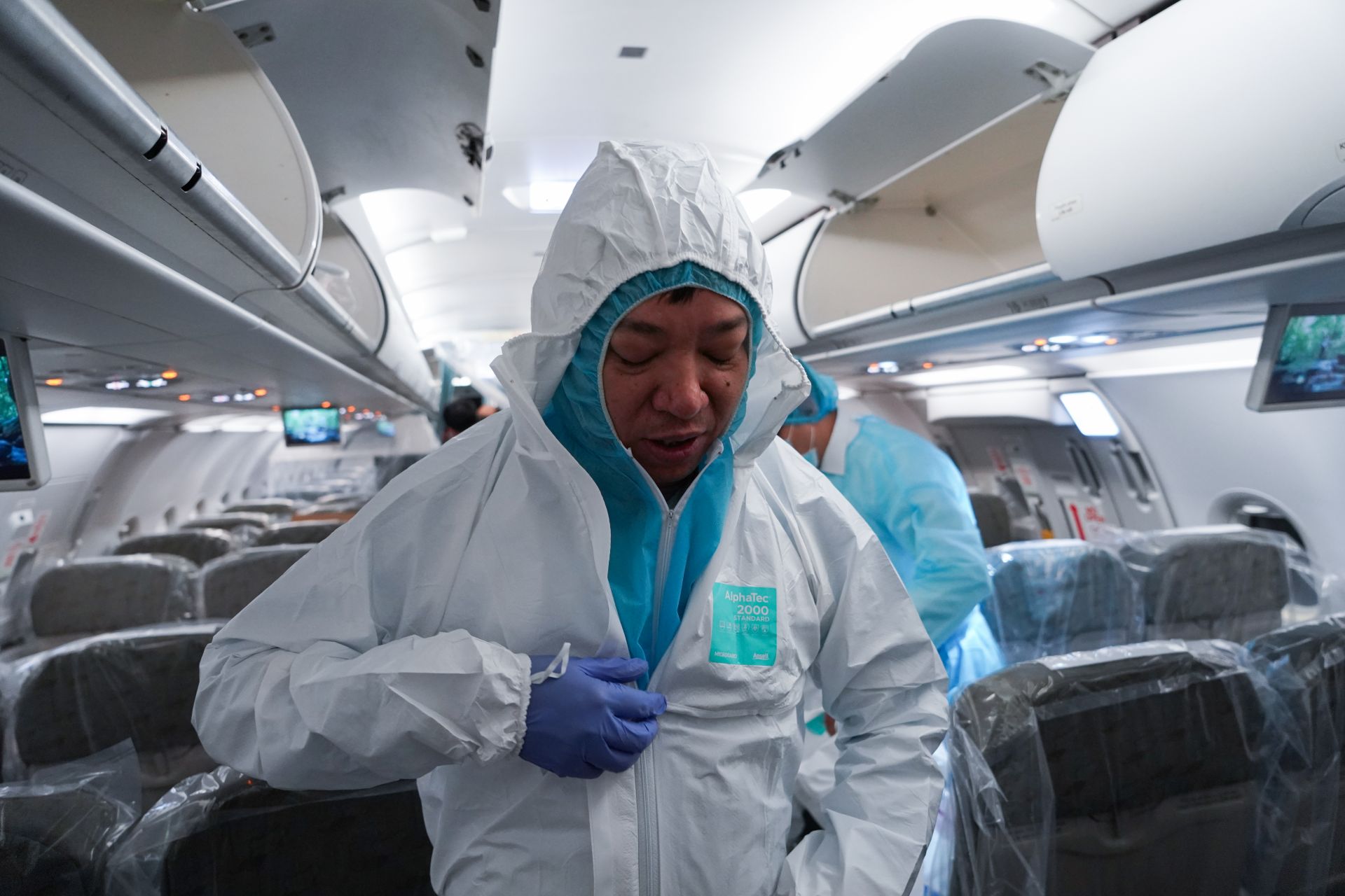 chuyen bay cho 30 cong dan viet roi tam dich virus corona ve que huong co gi dac biet