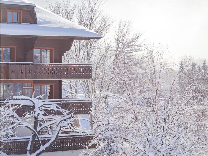 hoc phi 15 ngoi truong noi tru tren the gioi duoc cac hoang gia theo hoc dat co nao