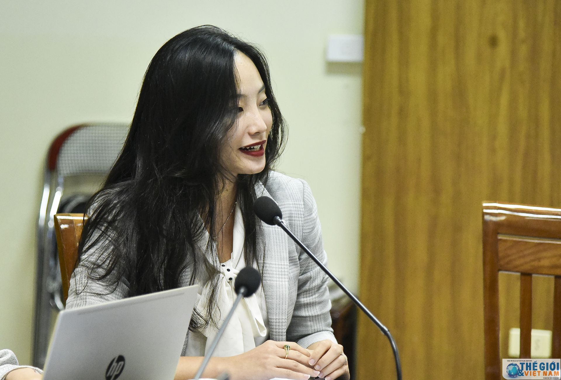 truc tuyen phien dich ngoai giao 75 nam ky uc va con nguoi