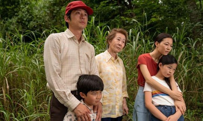 Minari liệu có trở thành ‘Parasite thứ hai' trong mùa Oscar 2021?