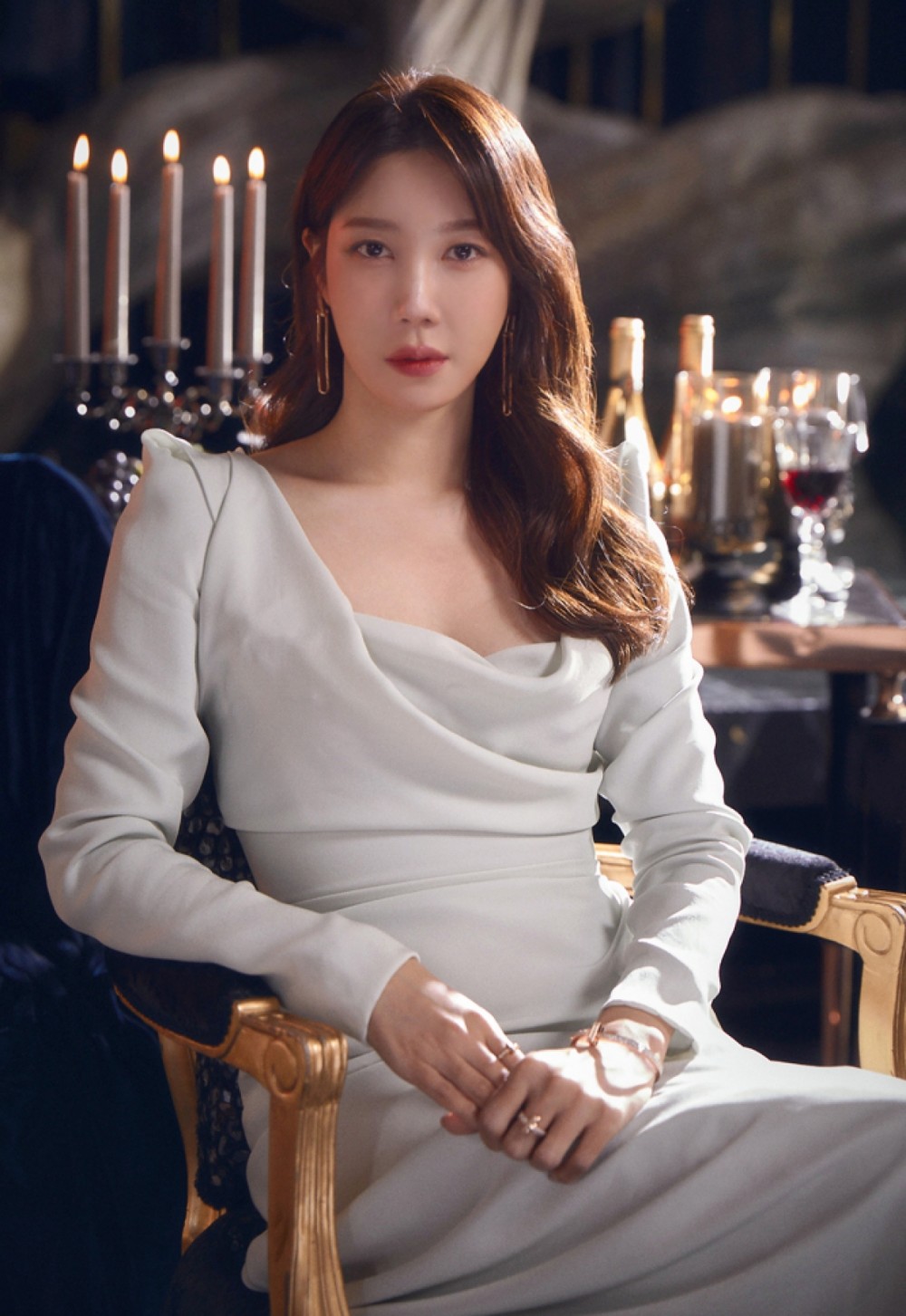 Penthouse phần 2 tập 2: "Chị đẹp" Lee Ji Ah chưa xuất hiện, Cheon Seo
