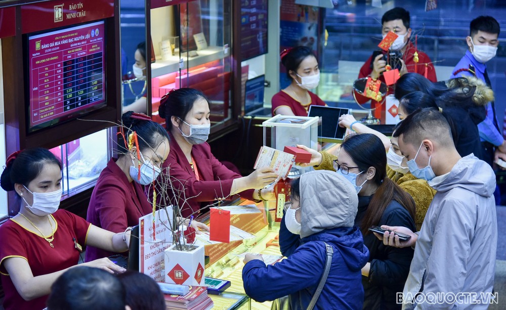 Vì sao nên mua vàng ngày vía Thần Tài?