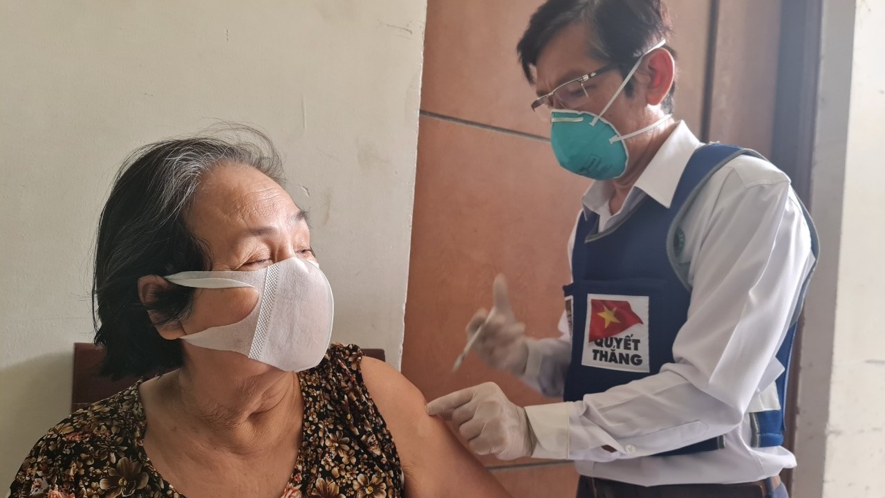 covid19 4 nguyen nhan khien 36 phuong xa tai tp ho chi minh nang cap do dich