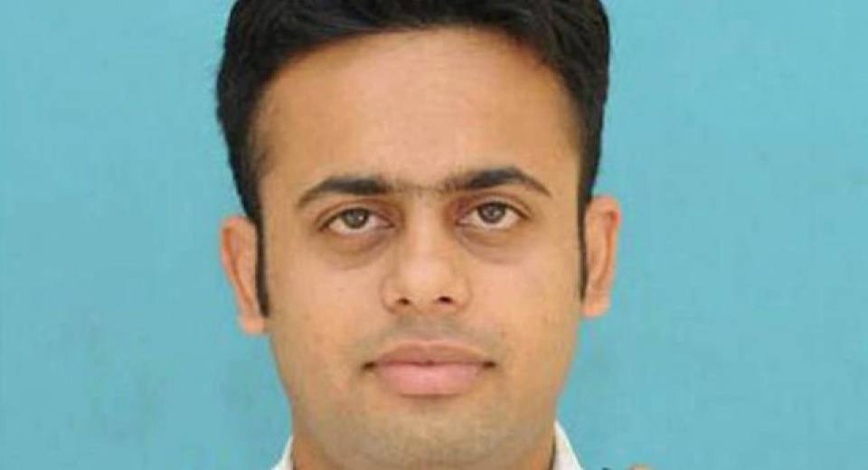 mai khong tim duoc viec vi ten la saddam hussain