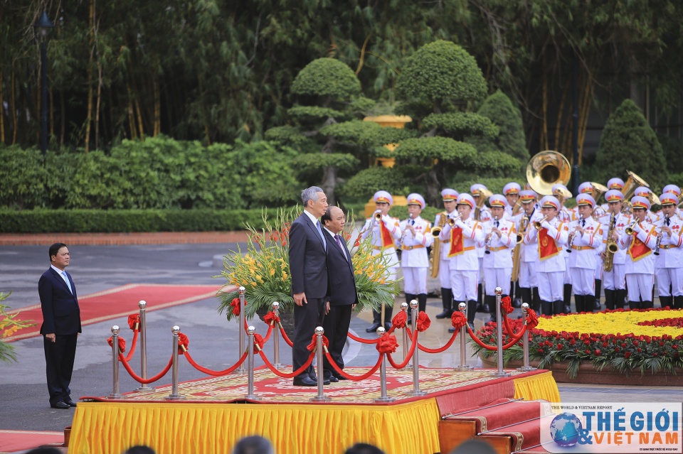 chum anh le don chinh thuc thu tuong singapore tai phu chu tich