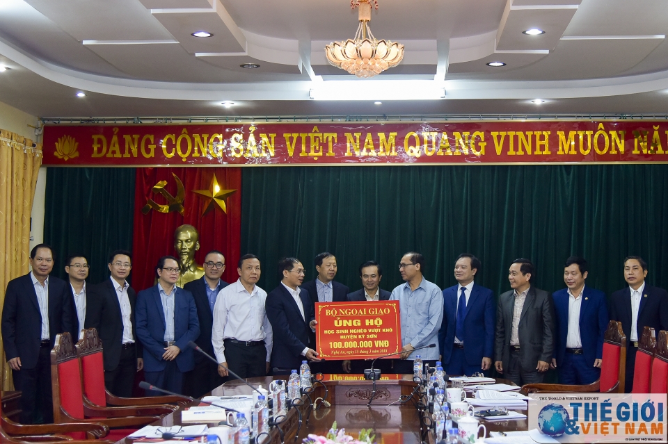 bo ngoai giao va nghe an phoi hop chat che trong cong tac doi ngoai