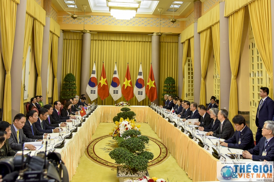 le don chinh thuc tong thong han quoc moon jae in tai phu chu tich