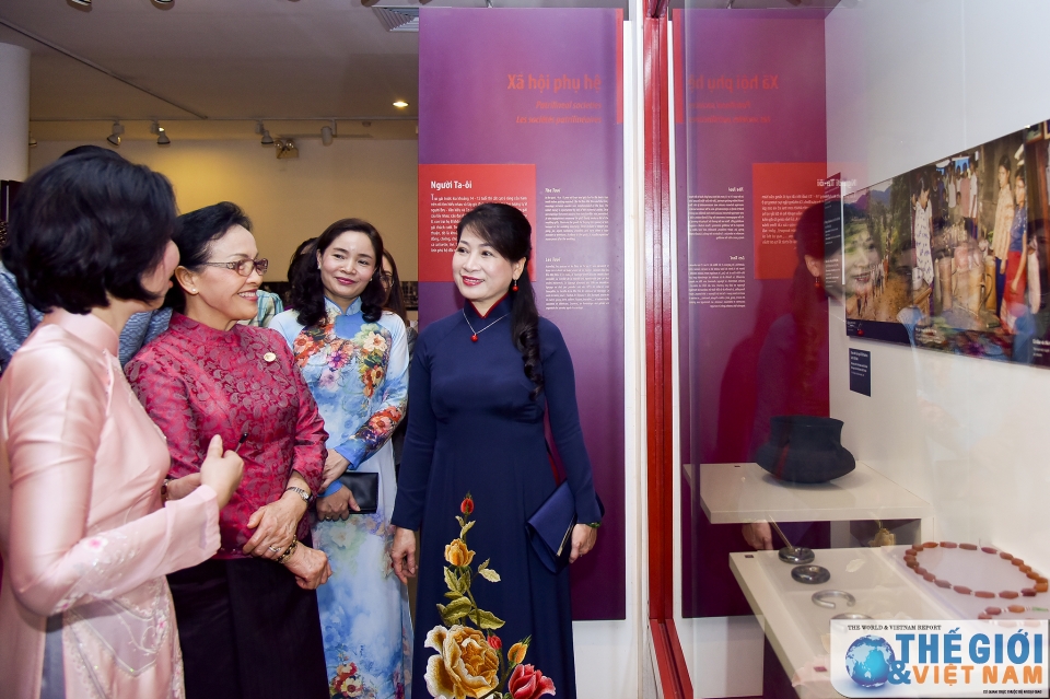 phu nhan lanh dao gms tham bao tang phu nu viet nam