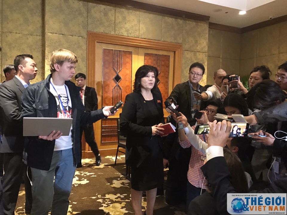 bon bong hong quyen luc trong doan chu tich kim jong un