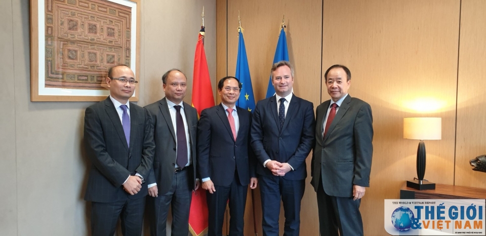 Đặc phái viên của Thủ tướng Chính phủ thăm Cộng hòa Pháp dac phai vien cua thu tuong chinh phu tham cong hoa phap