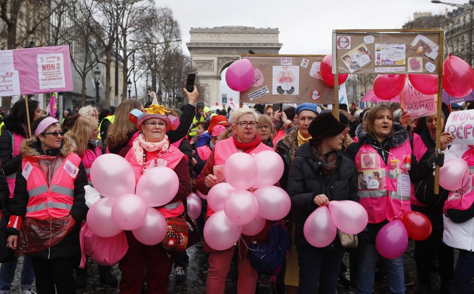 ao khoac vang tuan 17 o phap quy mo nho nhat tu khi bat dau