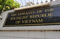 vien chuc ngoai giao la nhung can bo nhan vien nao trong co quan dai dien ngoai giao