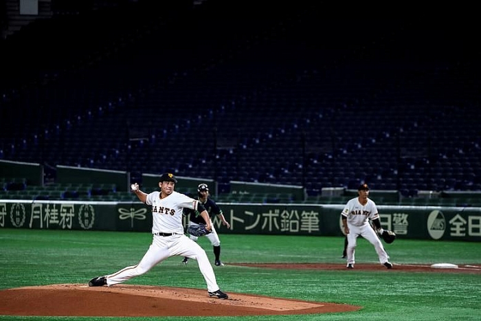 nhung tran thi dau the thao khong khan gia thoi covid 19