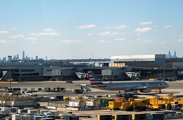 dich covid 19 them nhieu nuoc tam ngung cac chuyen bay noi dia va quoc te