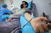 nguoi han quoc lu luot ve nuoc tranh dich covid 19