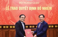 trao quyet dinh bo nhiem dai su viet nam tai nuoc ngoai nhiem ky 2020 2023 lan thu nhat