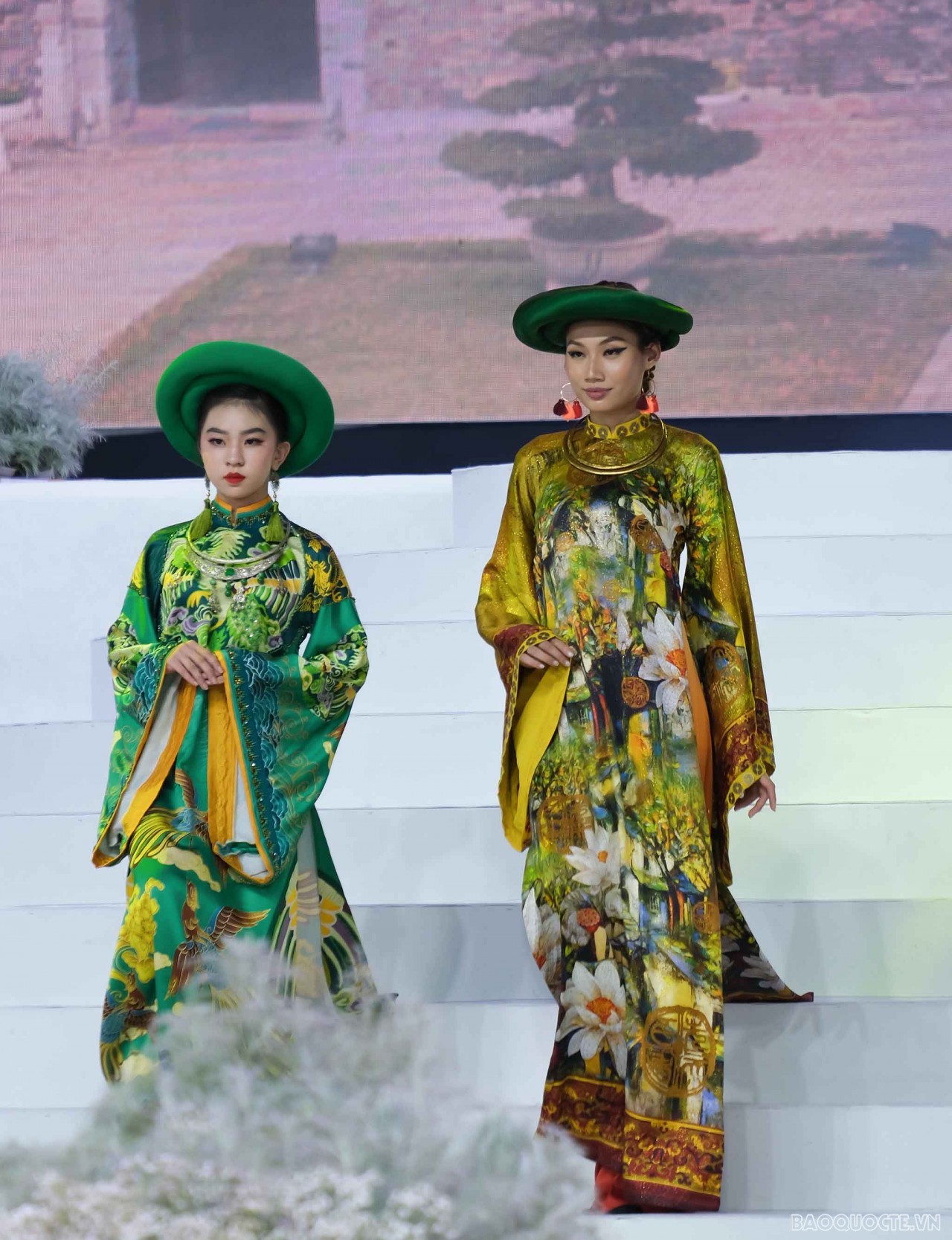 Chiêm ngưỡng hơn 600 tà áo dài trong đêm khai mạc Lễ hội áo dài TP. Hồ Chí Minh 2022