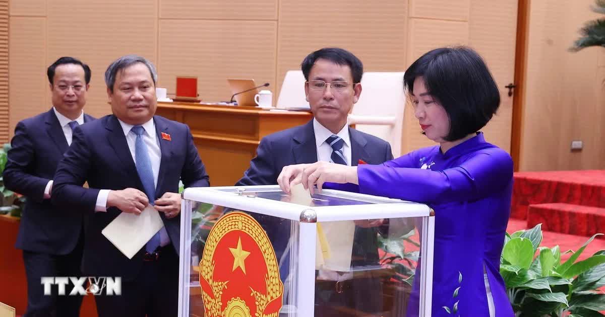 HĐND thành phố Hà Nội bầu Chủ tịch UBND, kiện toàn bộ máy nhiệm kỳ 2026-2031 HĐND thành phố Hà Nội bầu Chủ tịch UBND, kiện toàn bộ máy nhiệm kỳ 2026-2031