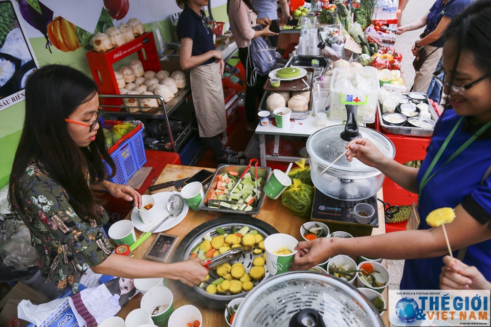 ha noi nhung dieu kho cuong tai le hoi am thuc da quoc gia