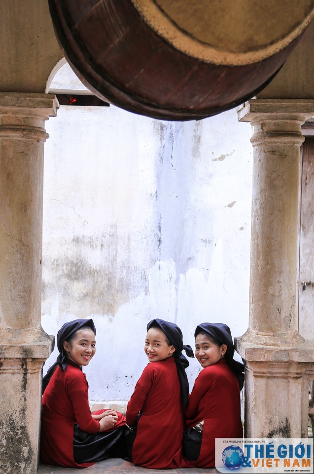 vang vong cau hat xoan