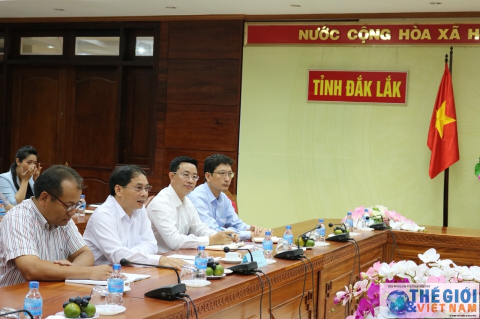 bo ngoai giao san sang quan tam va ho tro dia phuong trong cong tac doi ngoai