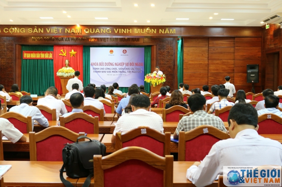 bo ngoai giao san sang quan tam va ho tro dia phuong trong cong tac doi ngoai