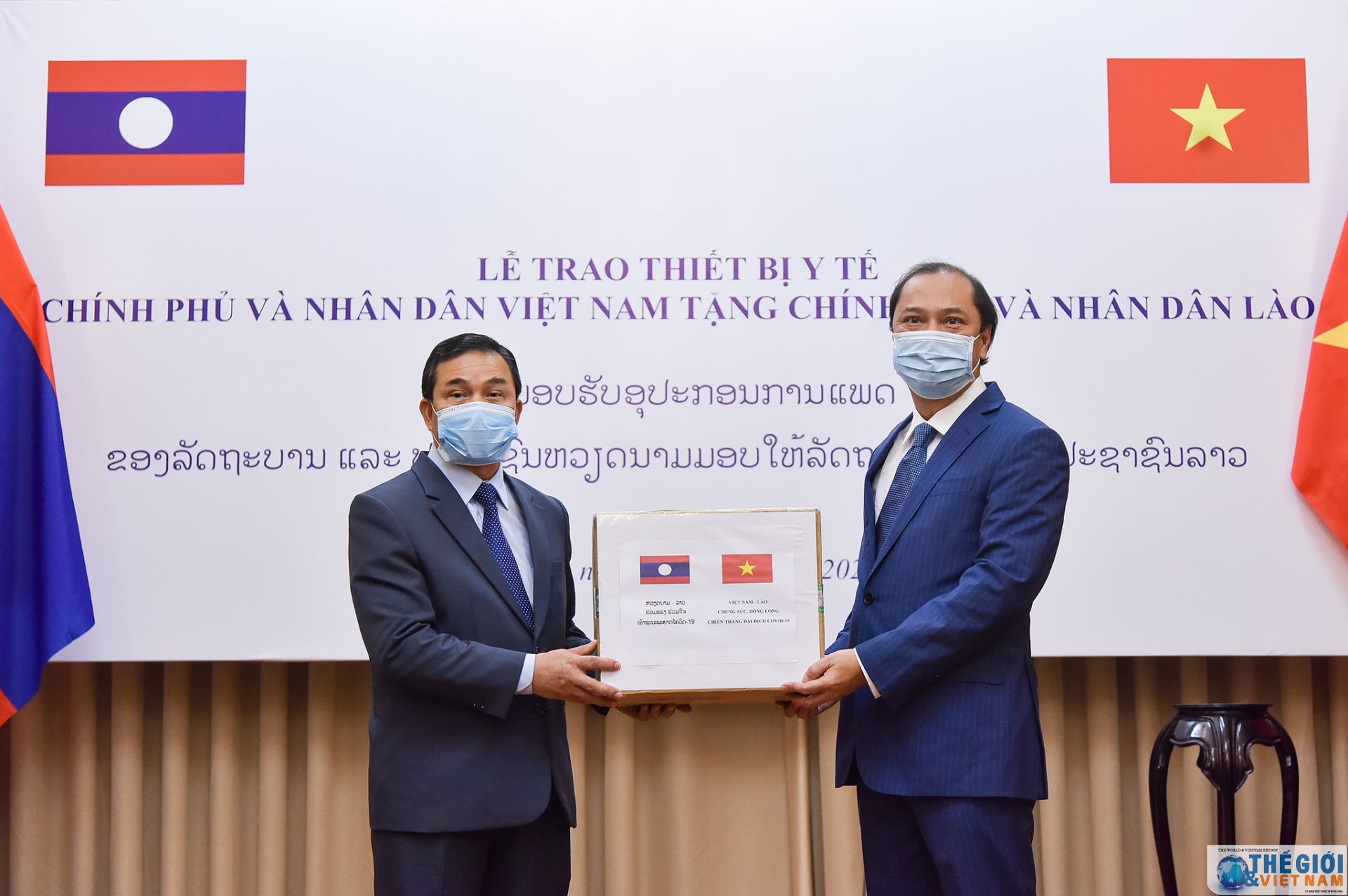 viet nam trao tang 7 ty vnd cho moi nuoc lao campuchia nham ho tro phong chong covid 19