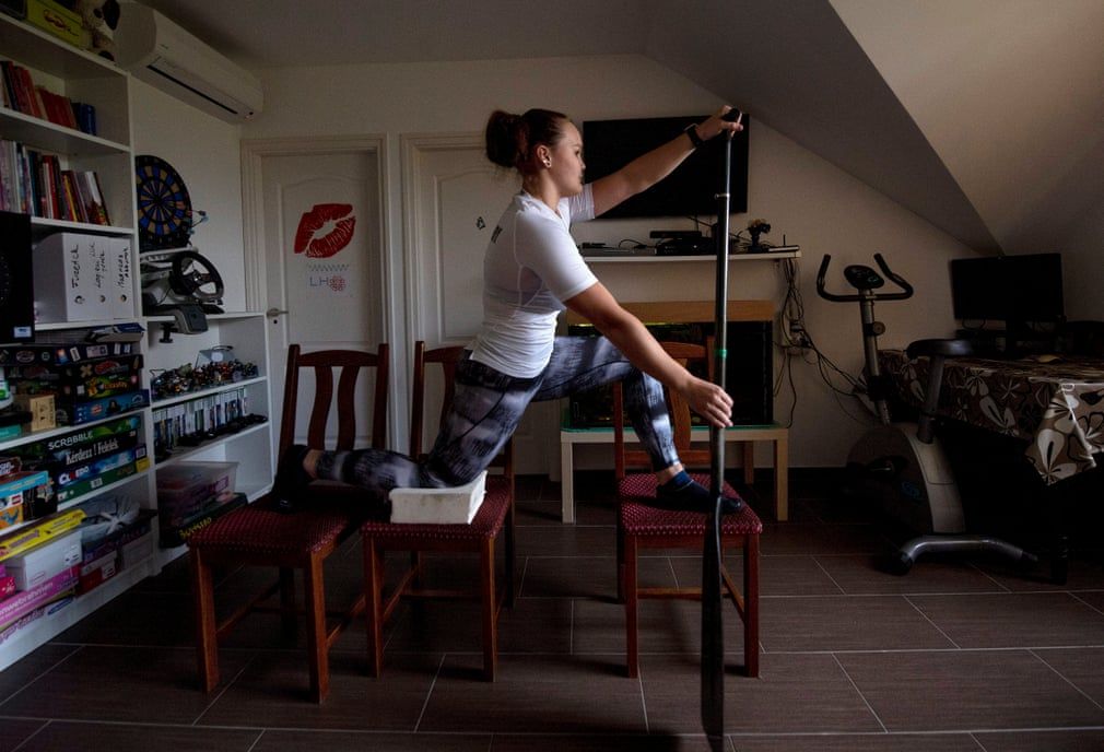 dich covid 19 cac van dong vien giu phong do nhu the nao khi phai lam viec tai nha