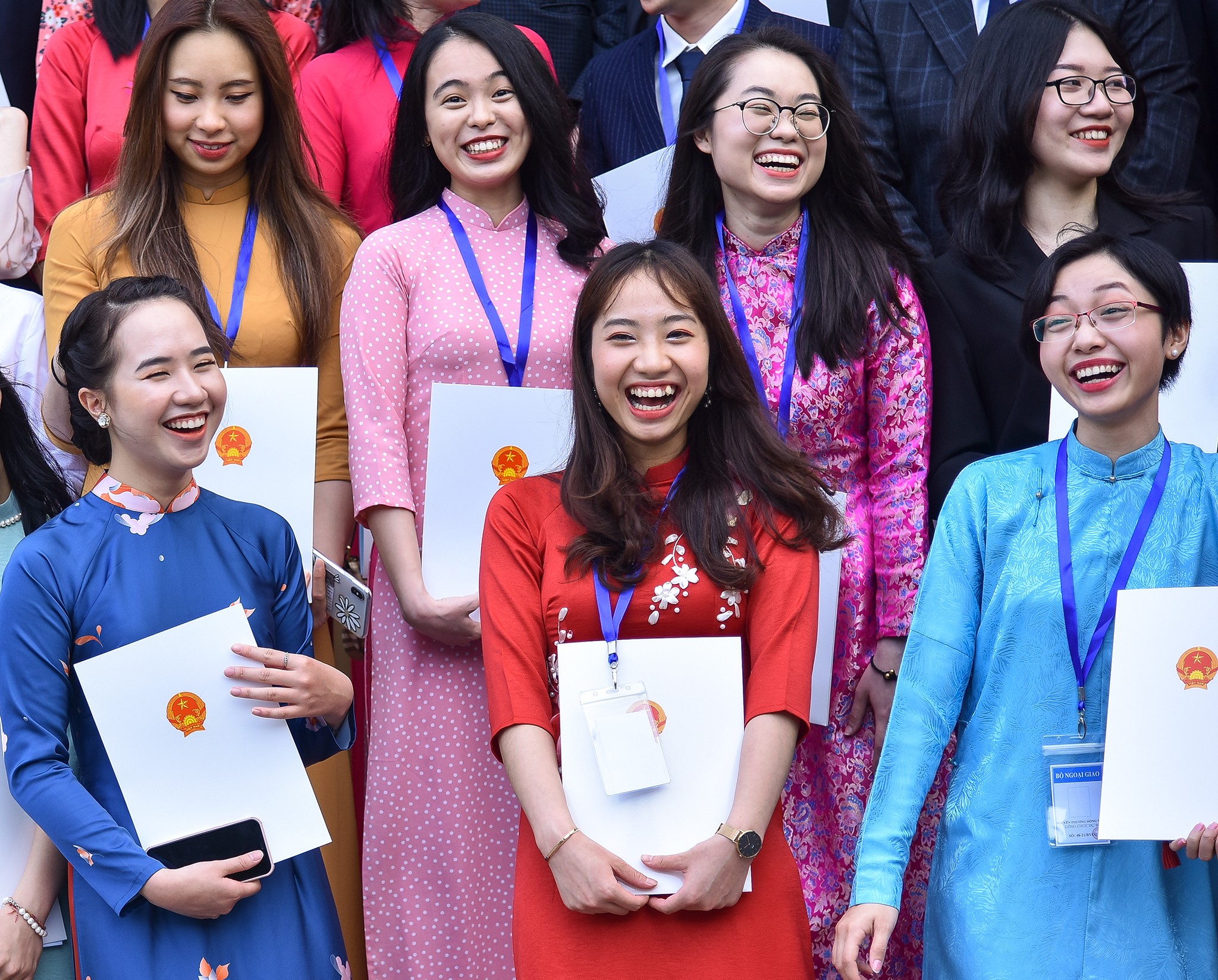 Bộ Ngoại giao mở rộng cửa chào đón 81 'tân binh'