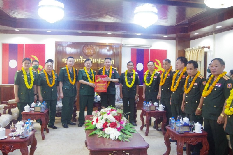 Bộ đội Biên phòng Quảng Trị chúc Tết cổ truyền Bunpimay lực lượng vũ trang hai tỉnh Sa La Van và Sa Van Na Khẹt, Lào
