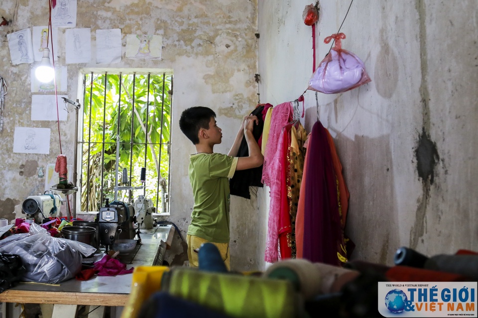 ngoi lang chang may ao nang cay cay