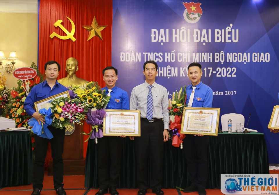 tang cuong doi moi hoat dong doan phu hop voi cong tac chuyen mon