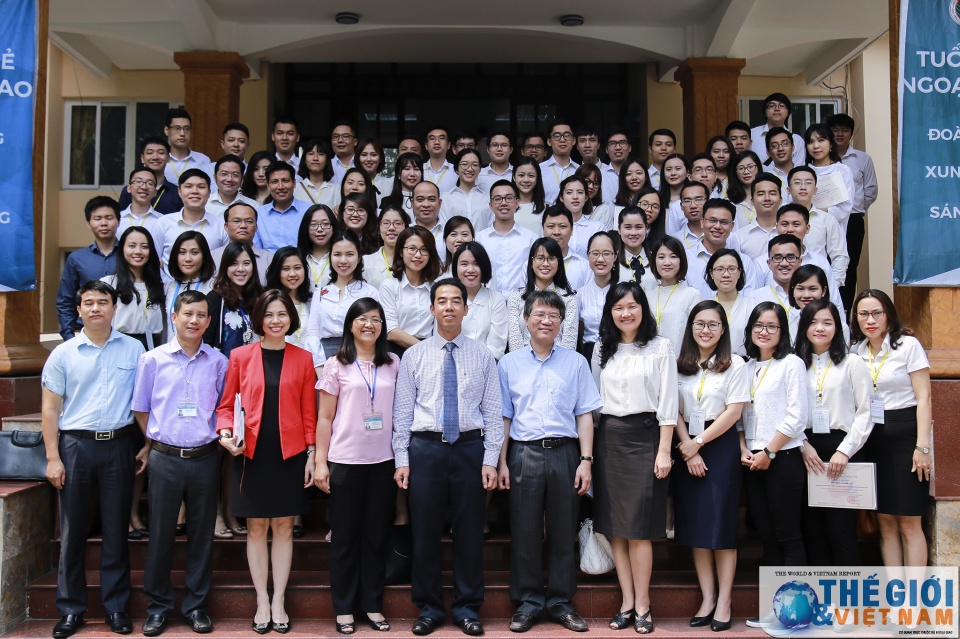 be giang khoa boi duong tien cong vu 2017