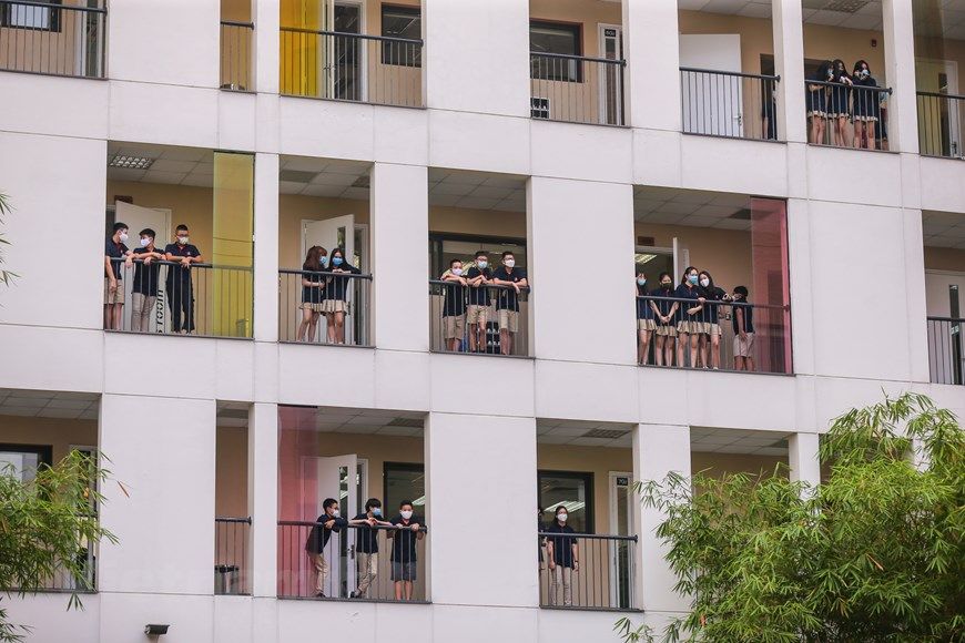 hoc sinh hao huc tro lai truong hoc sau thoi gian dai nghi do covid 19