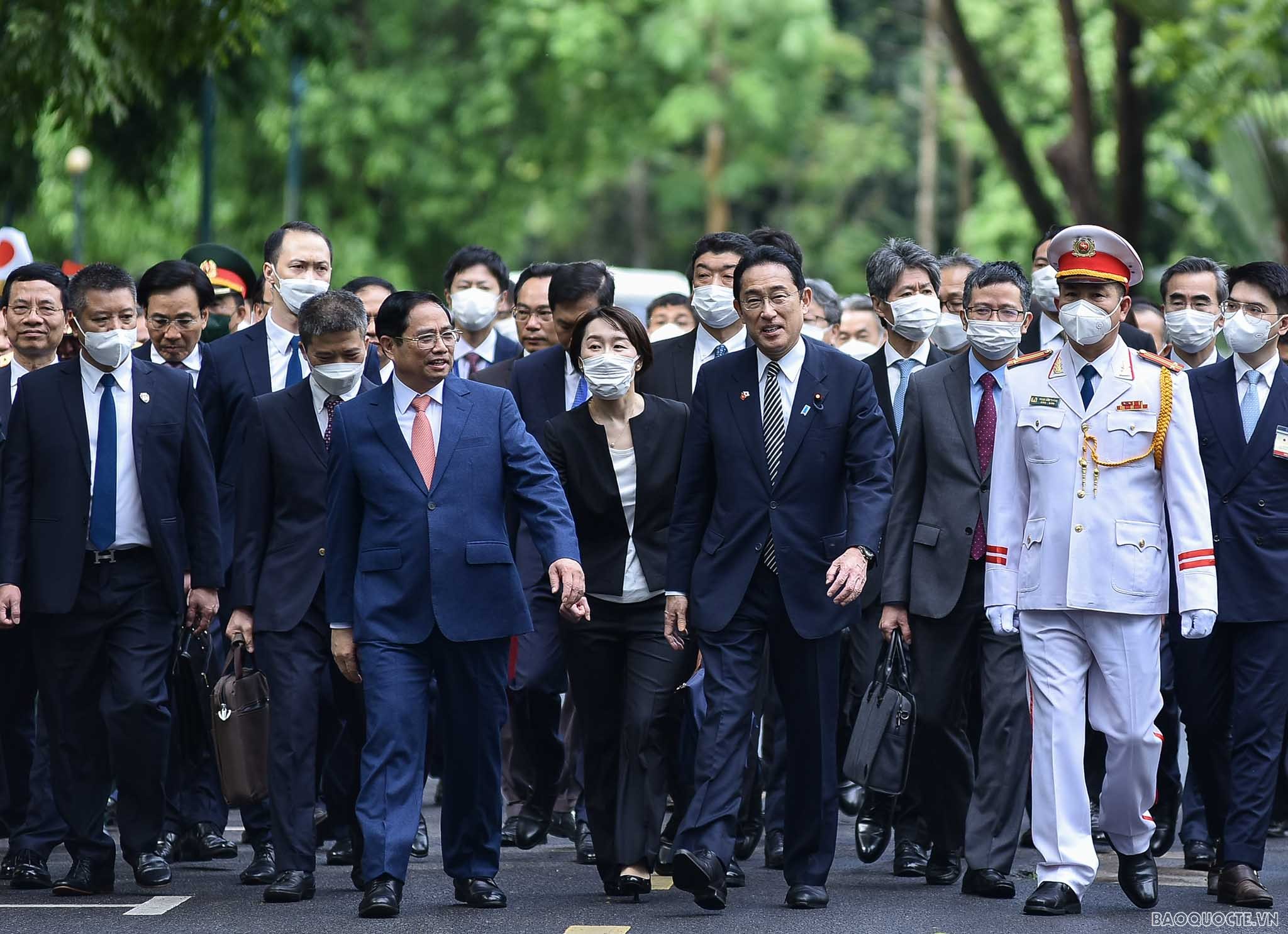 Lễ đón chính thức Thủ tướng Nhật Bản Kishida Fumio tại Phủ Chủ tịch Lễ đón chính thức Thủ tướng Nhật Bản Kishida Fumio tại Phủ Chủ tịch