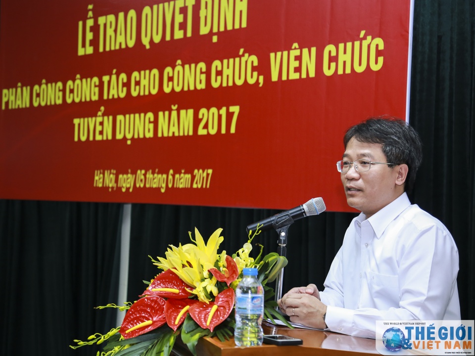 bo ngoai giao trao quyet dinh phan cong cong tac