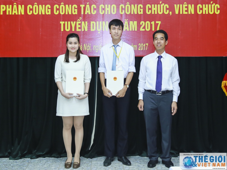 bo ngoai giao trao quyet dinh phan cong cong tac